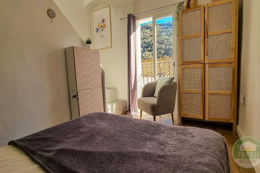 Casitalonga - Modern 1 Bed Apartment In Sayalonga Spanien
